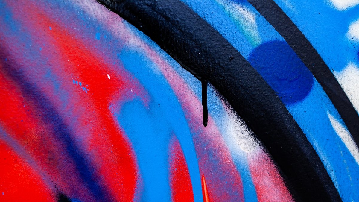 Cómo Empezar a Hacer Street Art: Del Stencil al Mural en 10 Pasos