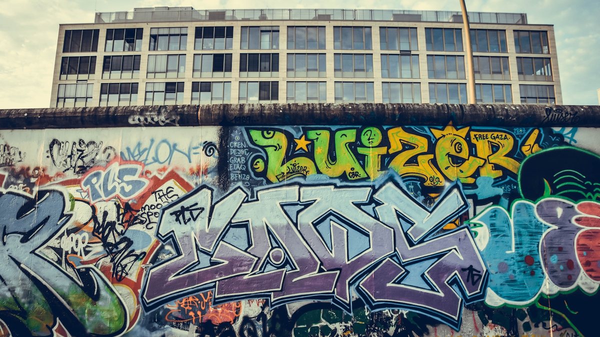 El Futuro del Street Art en Europa: Tecnología, Cambio Climático y Nuevas Voces