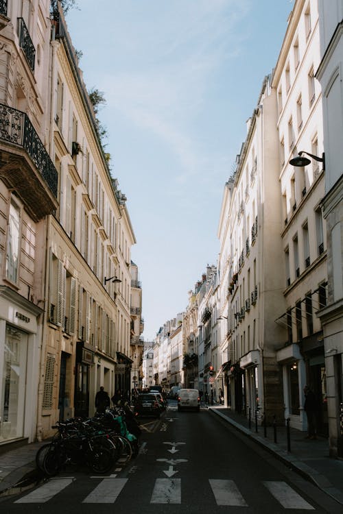 Ámsterdam: NDSM Wharf y los Mejores Barrios de Street Art de la Ciudad de los Canales