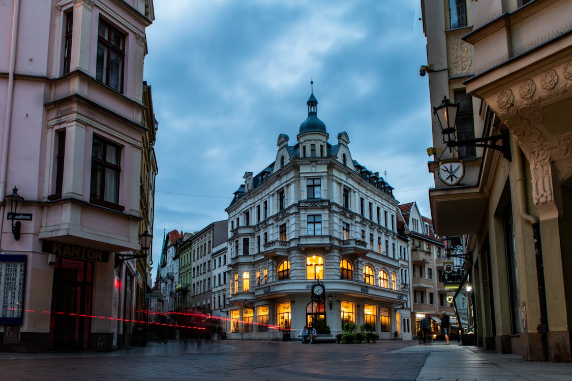 Seguridad en los Barrios de Street Art: Guía Honesta de lo Que Esperar en Cada Ciudad