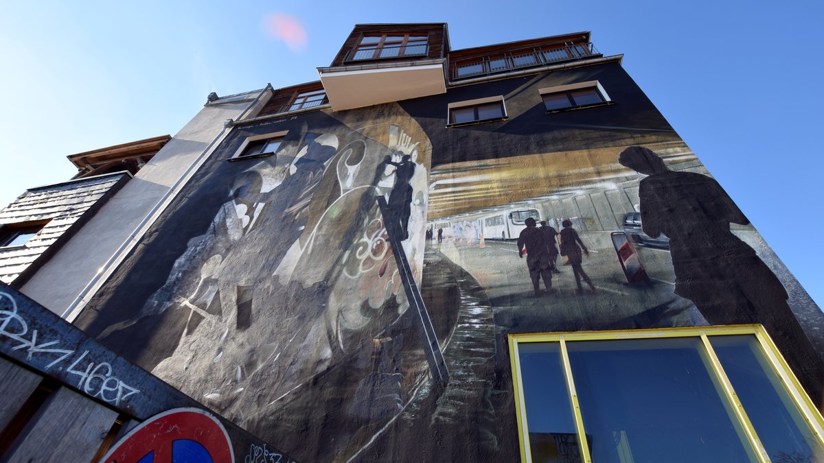 Friedrichshain, Berlín: 15 Murales Que Debes Ver en el Barrio Más Artístico del Este