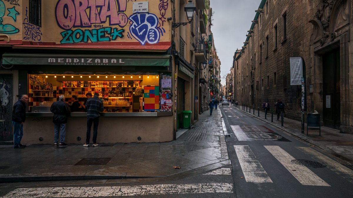 Valencia y el Barrio del Carmen: Ruta Secreta por el Street Art Más Auténtico del Mediterráneo