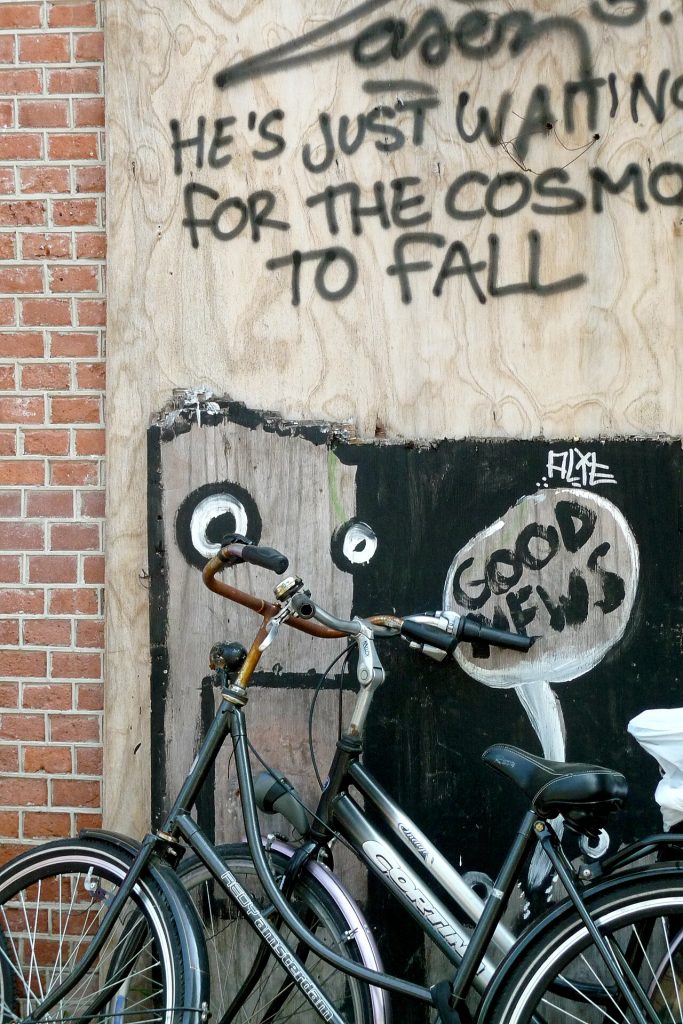 urban graffiti wall (foto: Fons Heijnsbroek / CC0, Wikimedia Commons)