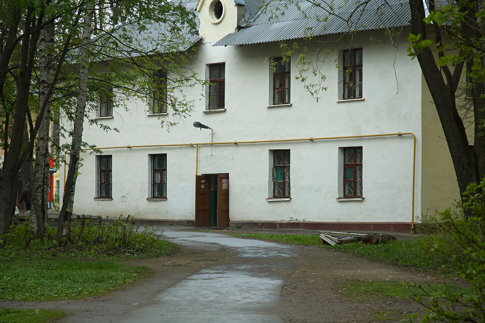 urban architecture (foto: Dmitry Makeev / CC BY-SA 4.0, Wikimedia Commons)