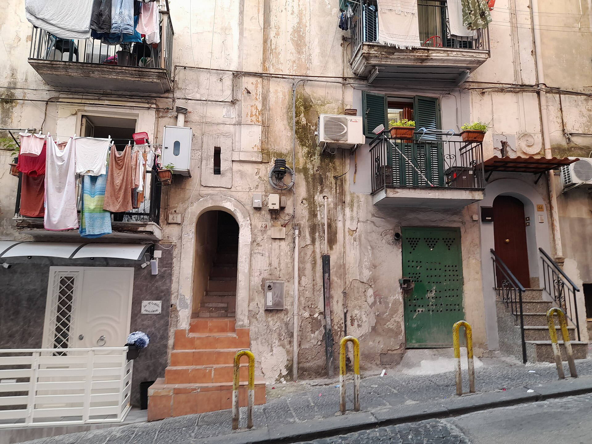 Tres jornadas por el muralismo napolitano, del Quartieri Spagnoli al Rione Sanità