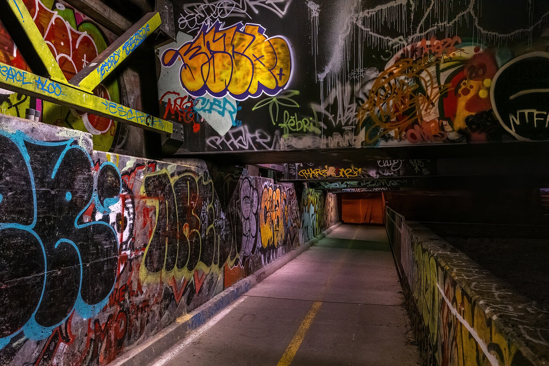 Doce sitios donde seguir viendo arte urbano bajo la lluvia